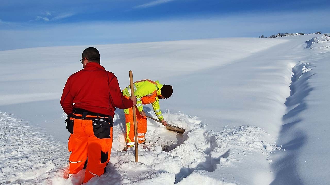 news-finn-hilft-im-tiefschnee-galerie-02_1280x1280