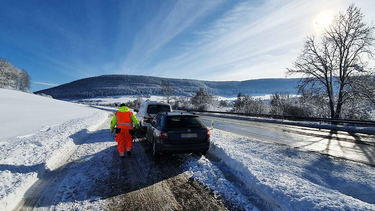 news-finn-hilft-im-tiefschnee-galerie-10_1280x1280