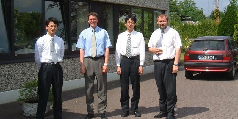 Zeitstrahl-Images_Buero_Carl-Benz-Weg